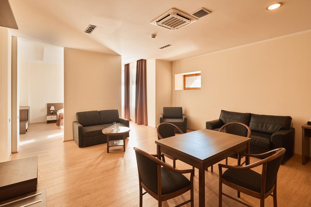 Hotel Gino Wellness Rabath Akhaltsikhe  Exteriör bild