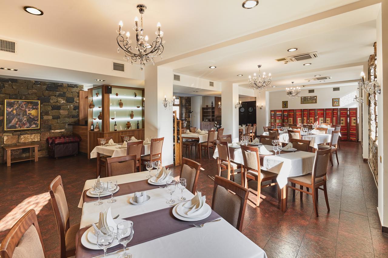 Hotel Gino Wellness Rabath Akhaltsikhe  Exteriör bild